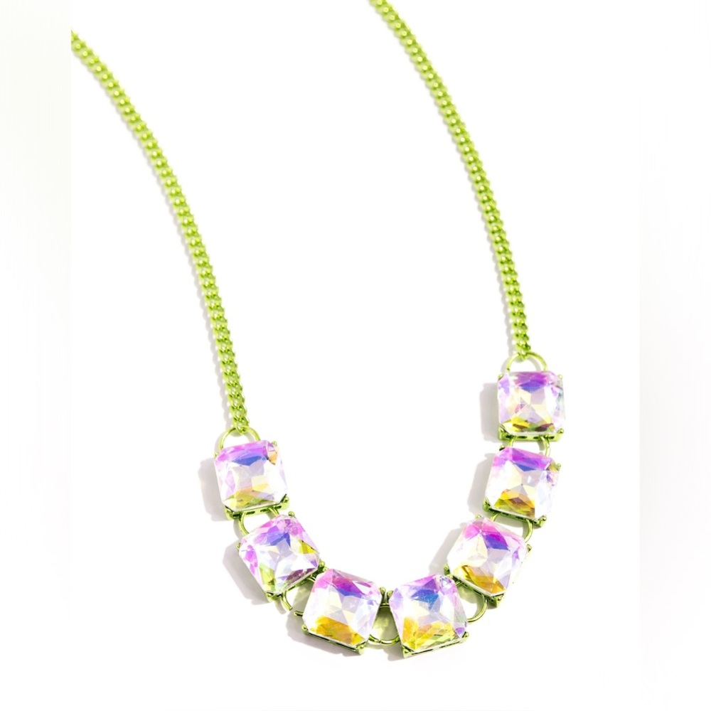 Elegant Metallic Green and Iridescent Necklace